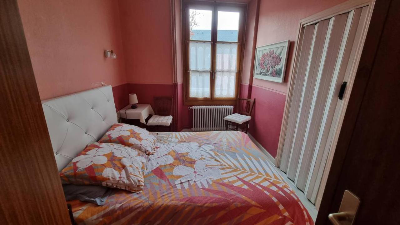 T2 Avec Terrasse Vue Hautacam Dans Villa Historique "Victoria" Argelès-Gazost Eksteriør billede